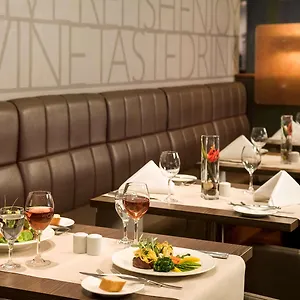 4* Hotel Novotel West
